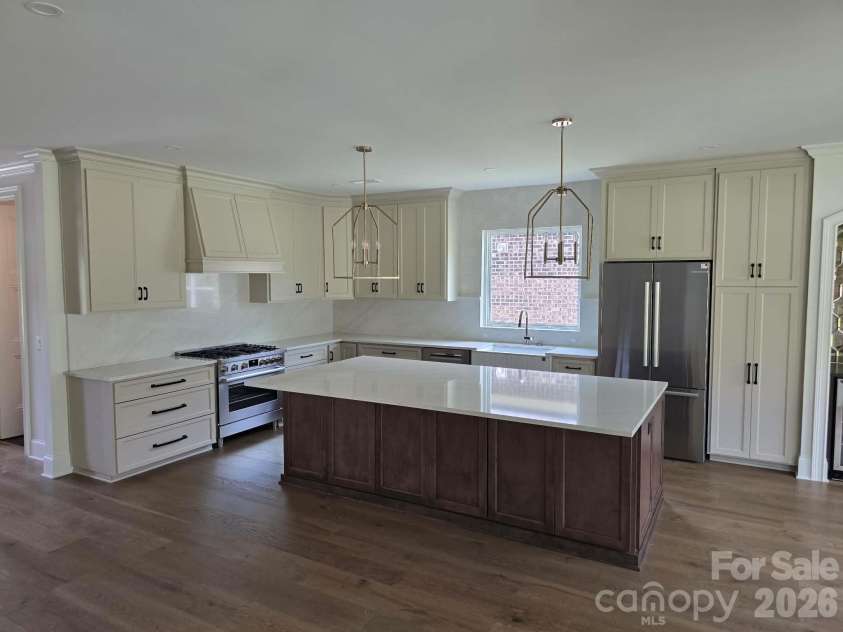1104 Piper Meadows Drive, Waxhaw, NC 28173.  MLS# CAR4411667, YatesRealty ID 45405. 