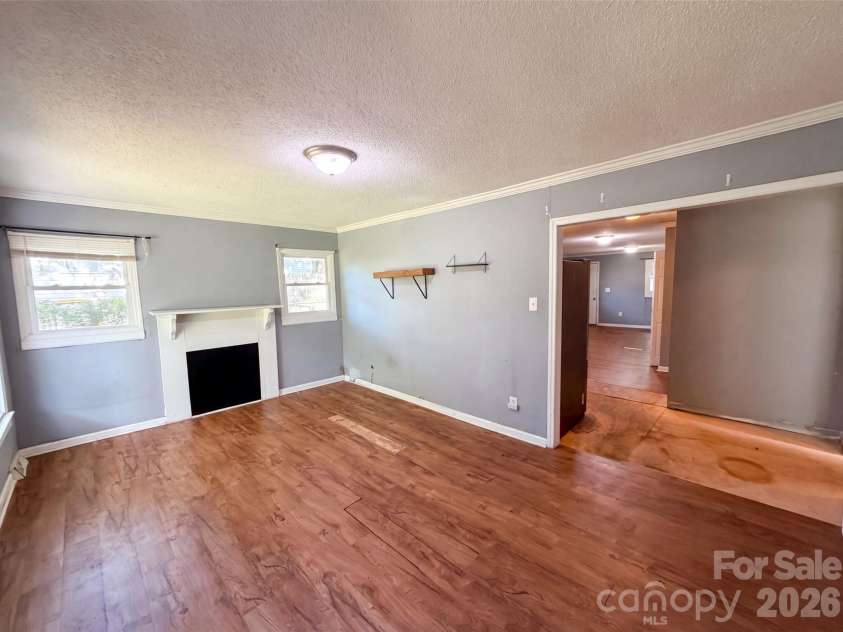 831 Fairview Street, Kannapolis, NC 28083.  MLS# CAR4416425, YatesRealty ID 45406. 