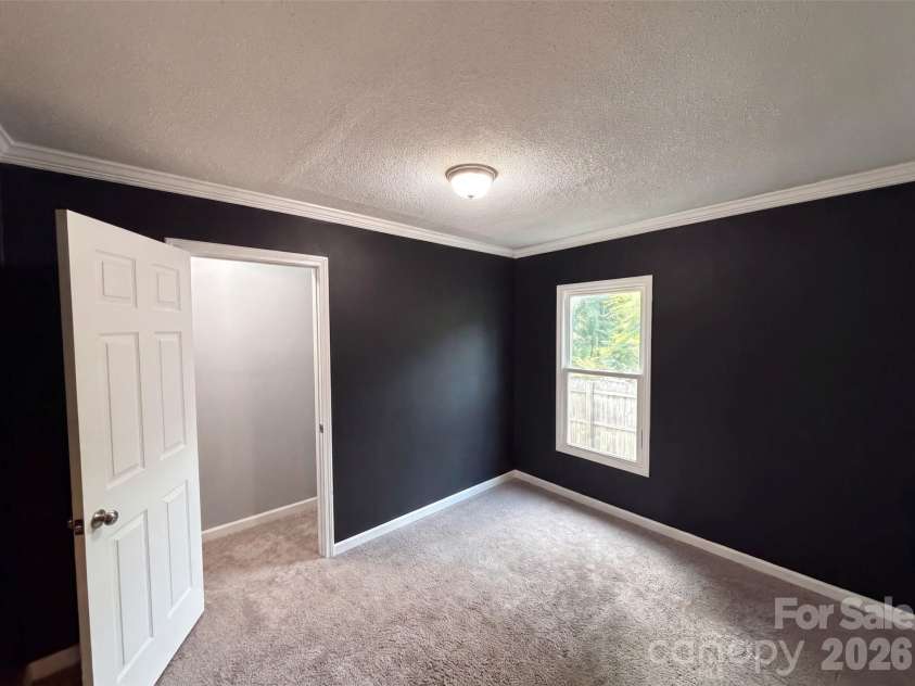 831 Fairview Street, Kannapolis, NC 28083.  MLS# CAR4416425, YatesRealty ID 45406. 