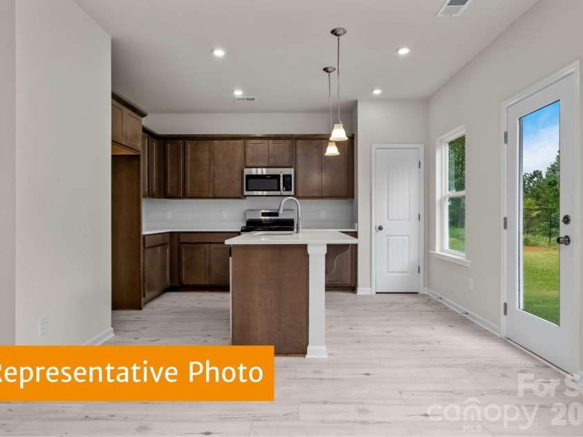 4149 Ruth Creek Court, Charlotte, NC 28216.  MLS# CAR4416428, YatesRealty ID 45408. 