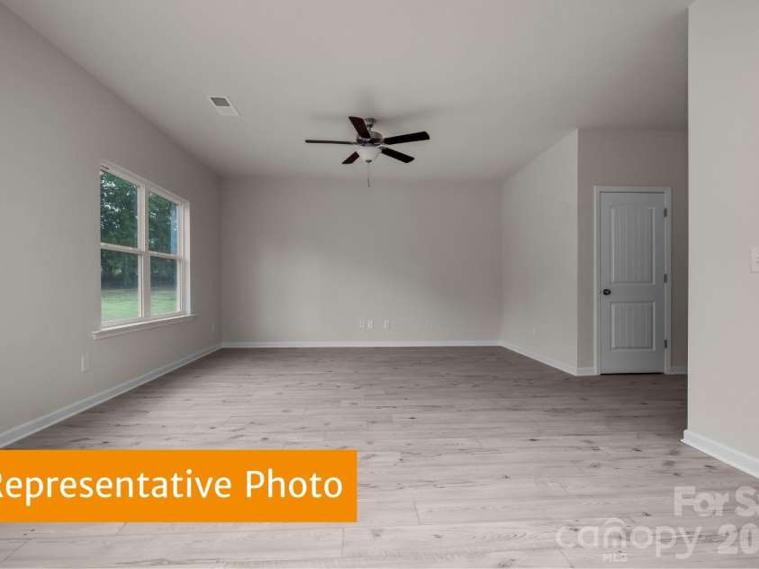 4149 Ruth Creek Court, Charlotte, NC 28216.  MLS# CAR4416428, YatesRealty ID 45408. 
