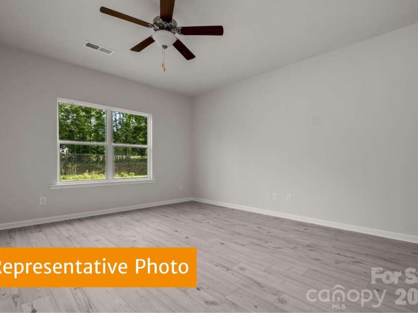 4149 Ruth Creek Court, Charlotte, NC 28216.  MLS# CAR4416428, YatesRealty ID 45408. 