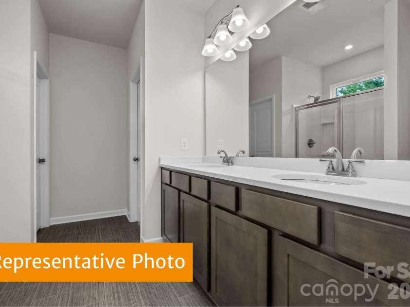 4149 Ruth Creek Court, Charlotte, NC 28216.  MLS# CAR4416428, YatesRealty ID 45408. 