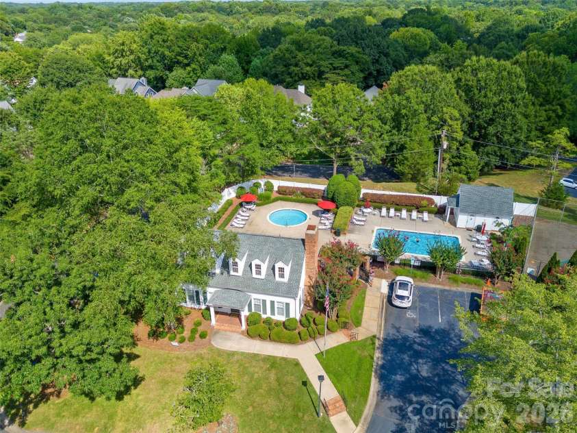 5933 Fitzwilliams Lane, Charlotte, NC 28270.  MLS# CAR4411055, YatesRealty ID 45409. HOA amenities.