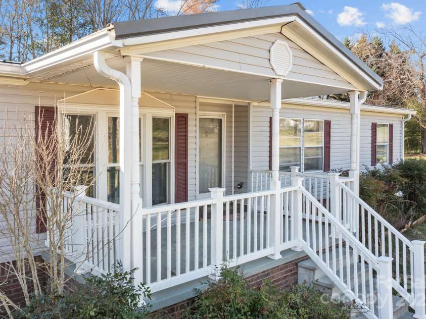 125 Main Street, Waco, NC 28114.  MLS# CAR4239602, YatesRealty ID 4541. 