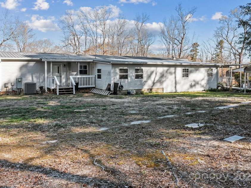 125 Main Street, Waco, NC 28114.  MLS# CAR4239602, YatesRealty ID 4541. 