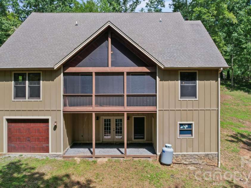 126 Hunters Field Way, Kings Mountain, NC 28086.  MLS# CAR4416074, YatesRealty ID 45410. 