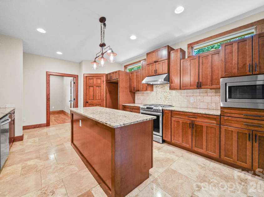 126 Hunters Field Way, Kings Mountain, NC 28086.  MLS# CAR4416074, YatesRealty ID 45410. 