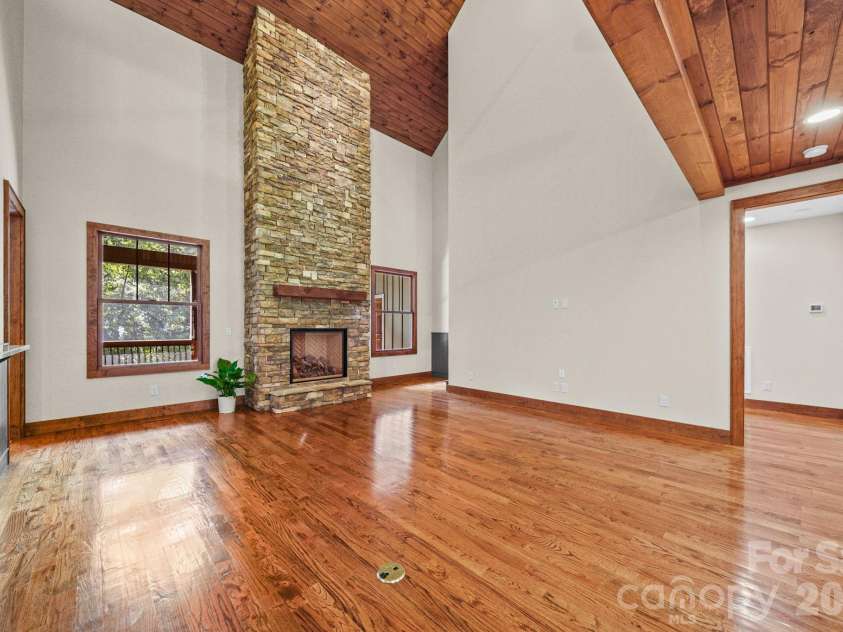 126 Hunters Field Way, Kings Mountain, NC 28086.  MLS# CAR4416074, YatesRealty ID 45410. 