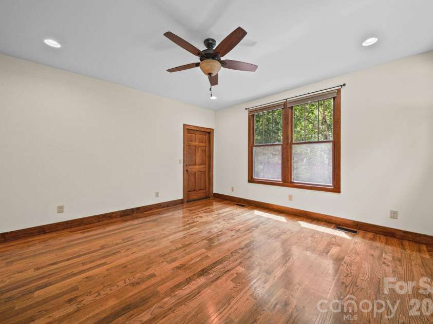 126 Hunters Field Way, Kings Mountain, NC 28086.  MLS# CAR4416074, YatesRealty ID 45410. 