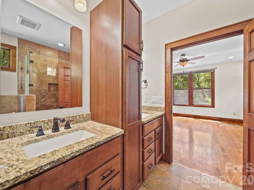 126 Hunters Field Way, Kings Mountain, NC 28086.  MLS# CAR4416074, YatesRealty ID 45410. 