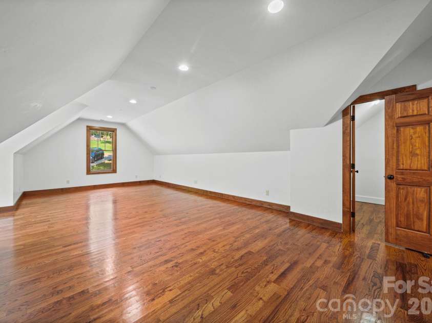 126 Hunters Field Way, Kings Mountain, NC 28086.  MLS# CAR4416074, YatesRealty ID 45410. 