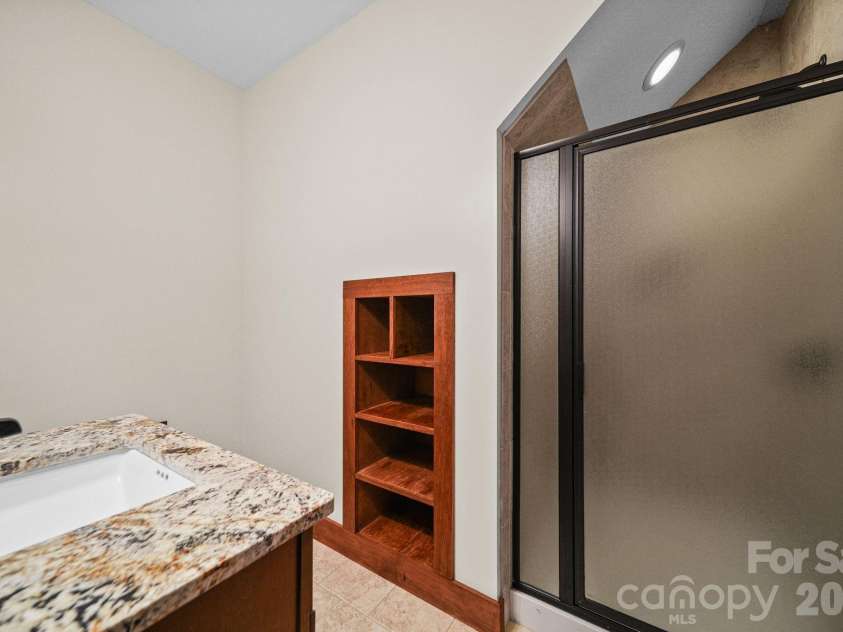 126 Hunters Field Way, Kings Mountain, NC 28086.  MLS# CAR4416074, YatesRealty ID 45410. 