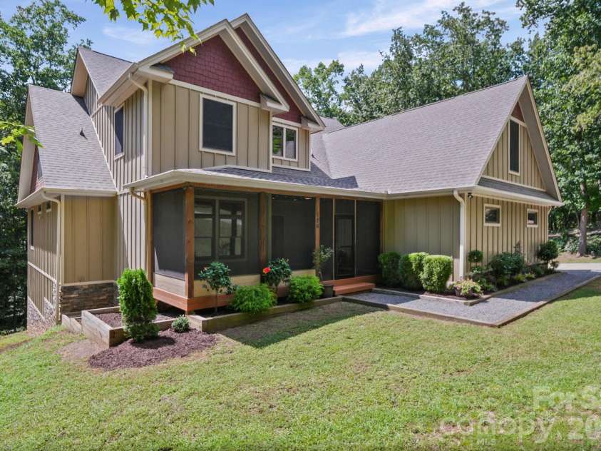 126 Hunters Field Way, Kings Mountain, NC 28086.  MLS# CAR4416074, YatesRealty ID 45410. 