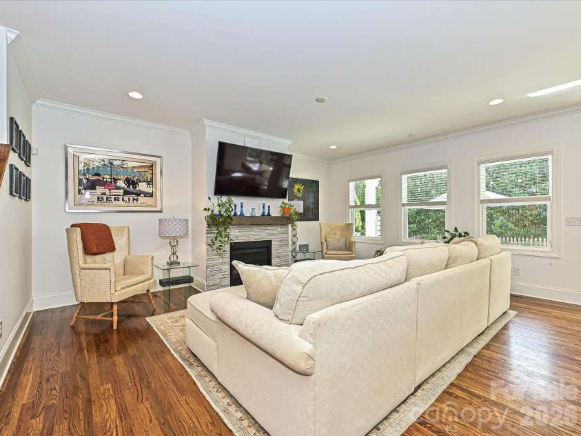 20032 Northport Drive, Cornelius, NC 28031.  MLS# CAR4416087, YatesRealty ID 45414. Great Room
