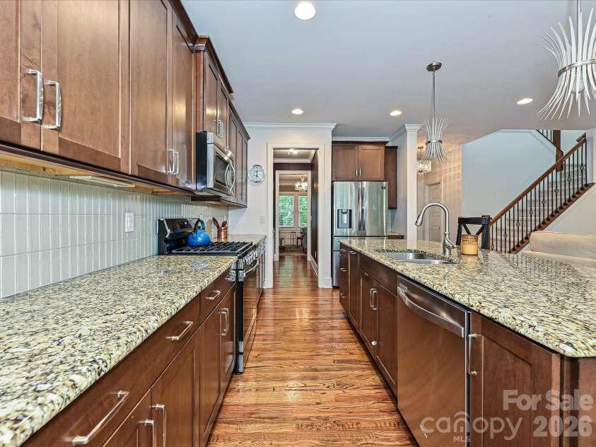20032 Northport Drive, Cornelius, NC 28031.  MLS# CAR4416087, YatesRealty ID 45414. Kitchen
