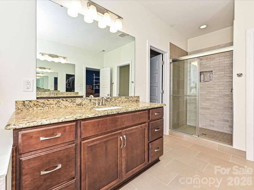 20032 Northport Drive, Cornelius, NC 28031.  MLS# CAR4416087, YatesRealty ID 45414. Primary Bathroom