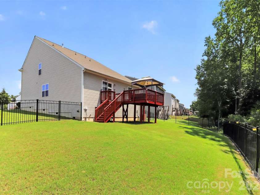 1051 Ava Trail Lane, Clover, SC 29710.  MLS# CAR4415650, YatesRealty ID 45415. Privacy