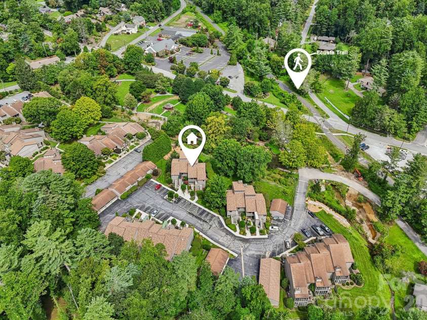210 Juniper Lane, Hendersonville, NC 28739.  MLS# CAR4413823, YatesRealty ID 45418. 