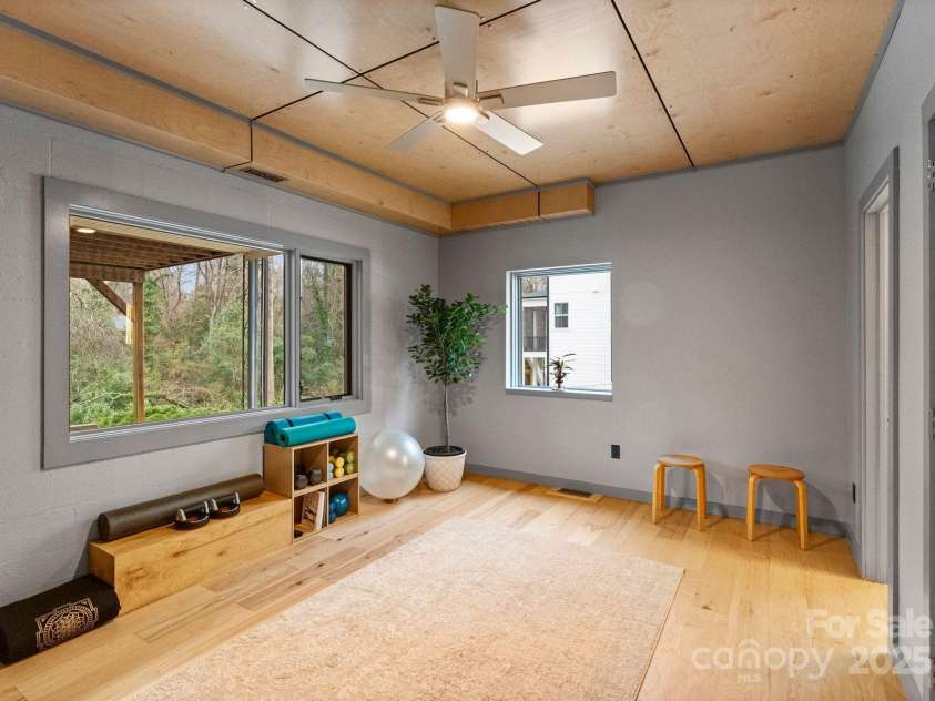 105 Hillside Drive, Davidson, NC 28036.  MLS# CAR4223115, YatesRealty ID 4542. 