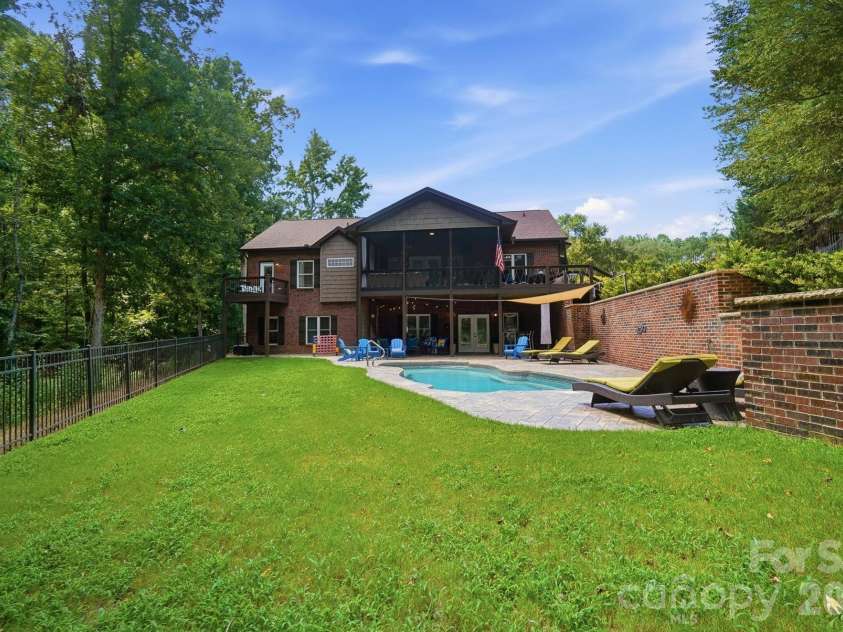 2055 Tiger Paw Lane, York, SC 29745.  MLS# CAR4406263, YatesRealty ID 45420. 