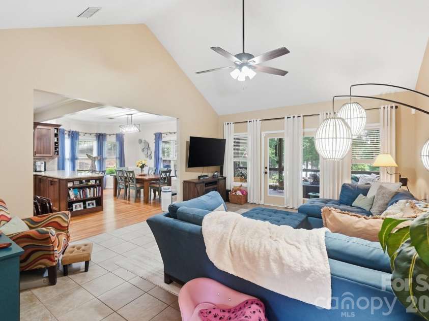 2055 Tiger Paw Lane, York, SC 29745.  MLS# CAR4406263, YatesRealty ID 45420. 