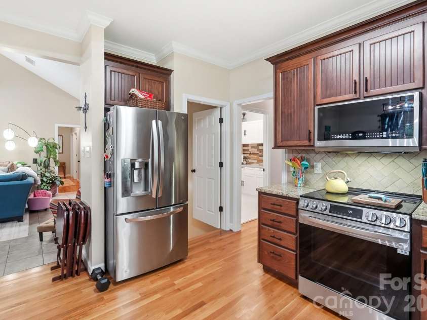 2055 Tiger Paw Lane, York, SC 29745.  MLS# CAR4406263, YatesRealty ID 45420. 
