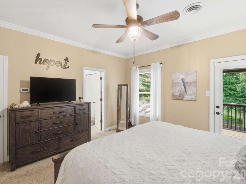 2055 Tiger Paw Lane, York, SC 29745.  MLS# CAR4406263, YatesRealty ID 45420. 