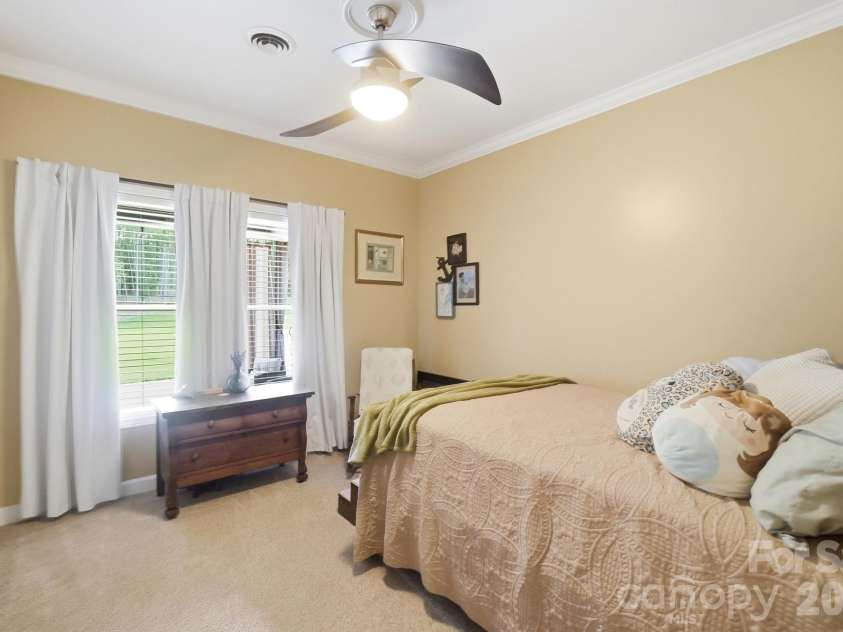 2055 Tiger Paw Lane, York, SC 29745.  MLS# CAR4406263, YatesRealty ID 45420. 