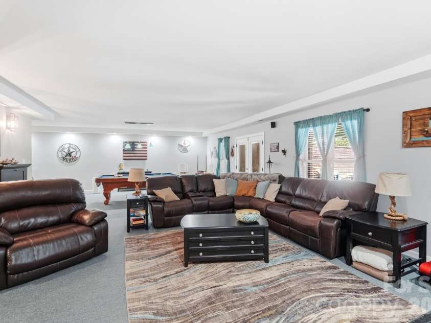 2055 Tiger Paw Lane, York, SC 29745.  MLS# CAR4406263, YatesRealty ID 45420. 