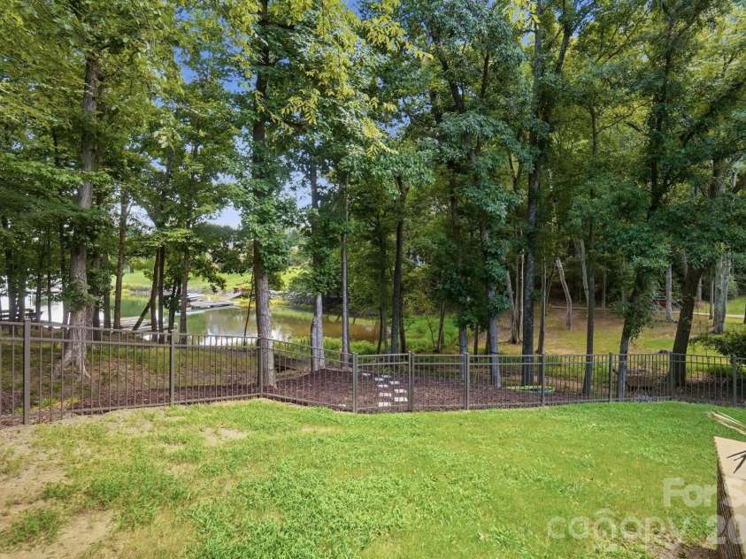 2055 Tiger Paw Lane, York, SC 29745.  MLS# CAR4406263, YatesRealty ID 45420. 