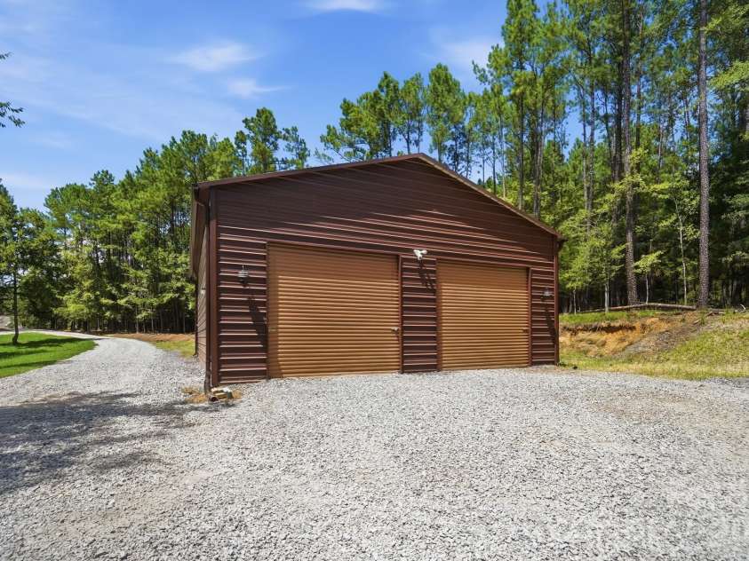 2055 Tiger Paw Lane, York, SC 29745.  MLS# CAR4406263, YatesRealty ID 45420. 