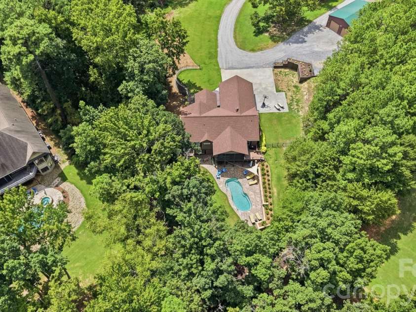 2055 Tiger Paw Lane, York, SC 29745.  MLS# CAR4406263, YatesRealty ID 45420. 