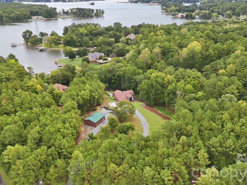 2055 Tiger Paw Lane, York, SC 29745.  MLS# CAR4425270, YatesRealty ID 45420. 