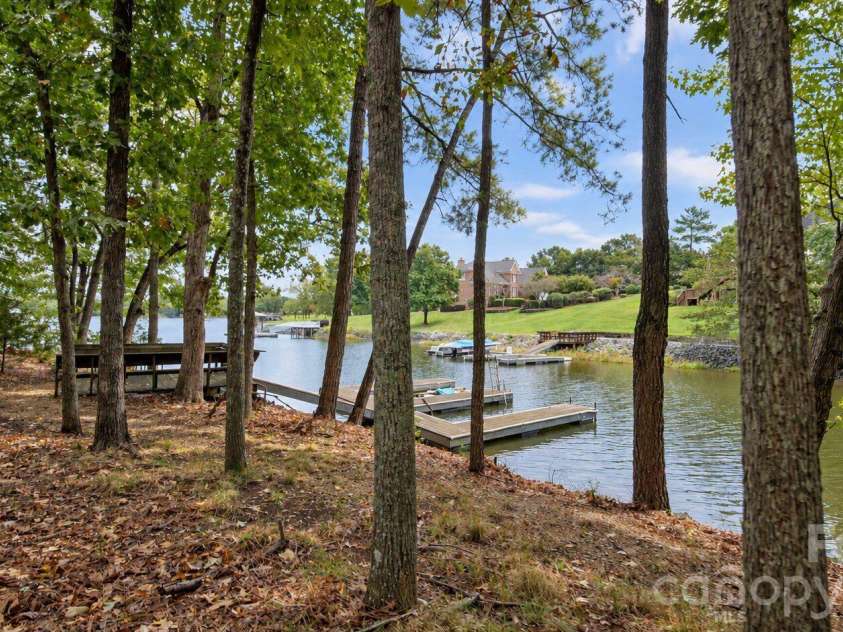 2055 Tiger Paw Lane, York, SC 29745.  MLS# CAR4425270, YatesRealty ID 45420. 