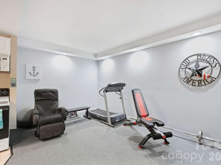 2055 Tiger Paw Lane, York, SC 29745.  MLS# CAR4425270, YatesRealty ID 45420. Flex Space - Basement