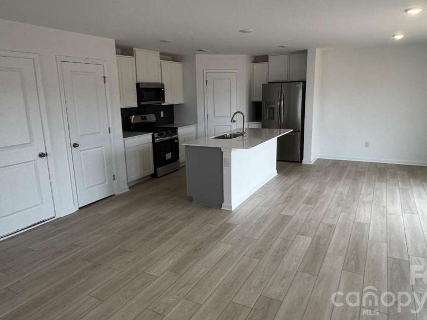 4063 Oxford Glen Drive, Claremont, NC 28610.  MLS# CAR4416448, YatesRealty ID 45421. 
