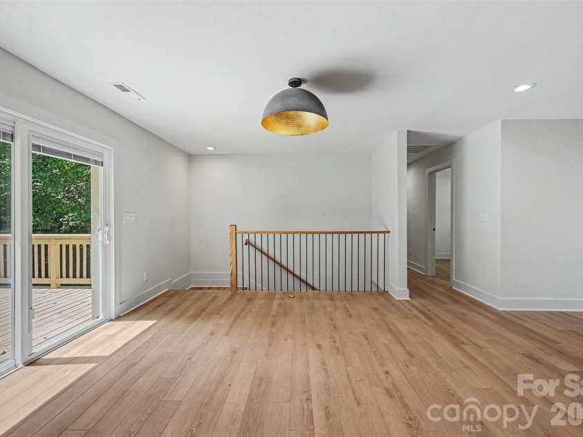 2000 Kilborne Drive, Charlotte, NC 28205.  MLS# CAR4415514, YatesRealty ID 45422. 