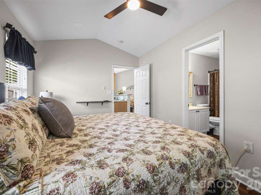 609 Gable Drive, Rock Hill, SC 29732.  MLS# CAR4414695, YatesRealty ID 45428. 