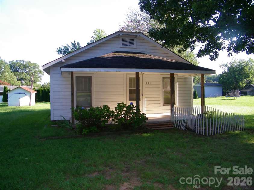 104 Anthony Road, Rockwell, NC 28138.  MLS# CAR4416459, YatesRealty ID 45429. 