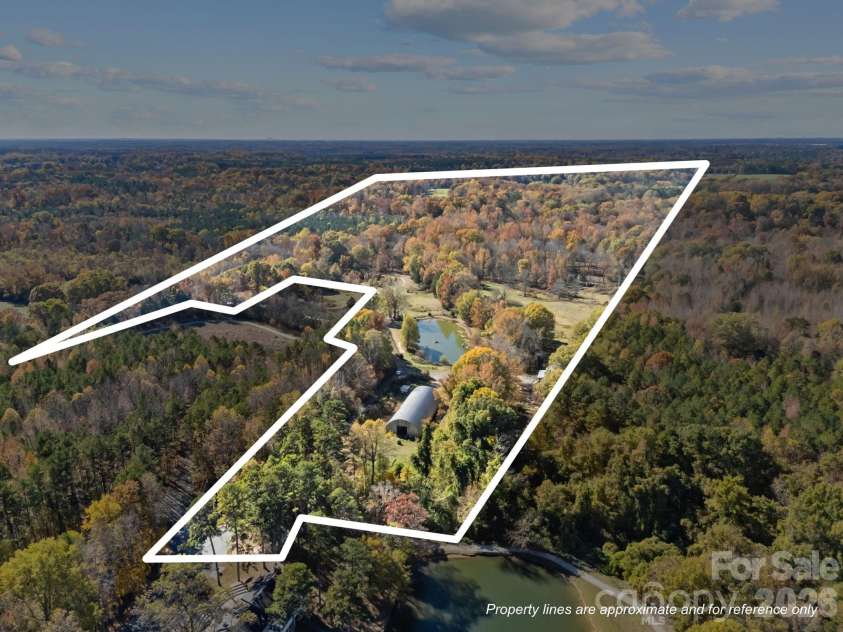 3178 Foxford Drive, Concord, NC 28025.  MLS# CAR4323148, YatesRealty ID 4543. 