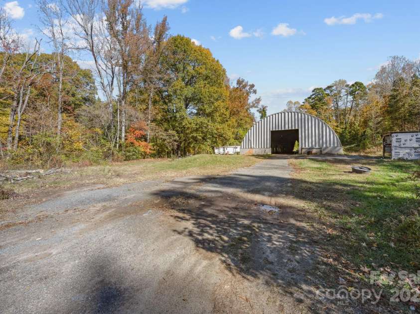 3178 Foxford Drive, Concord, NC 28025.  MLS# CAR4323148, YatesRealty ID 4543. Barn