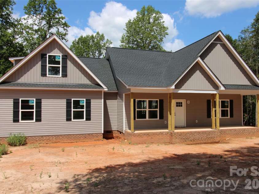 989 Rhyne Road, Clover, SC 29710.  MLS# CAR4415512, YatesRealty ID 45430. 