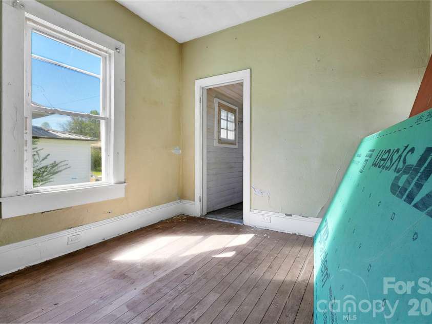 204 Main Street, Rosman, NC 28772.  MLS# CAR4380938, YatesRealty ID 45432. 