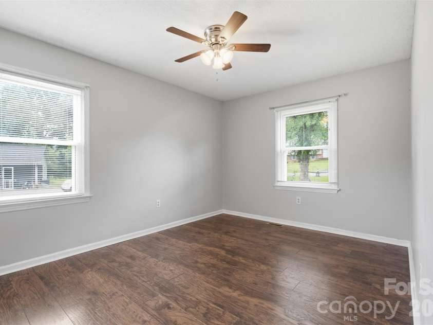 3776 Newhall Drive, Conover, NC 28613.  MLS# CAR4415388, YatesRealty ID 45433. 