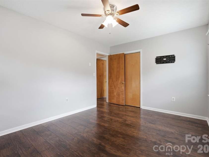 3776 Newhall Drive, Conover, NC 28613.  MLS# CAR4415388, YatesRealty ID 45433. 