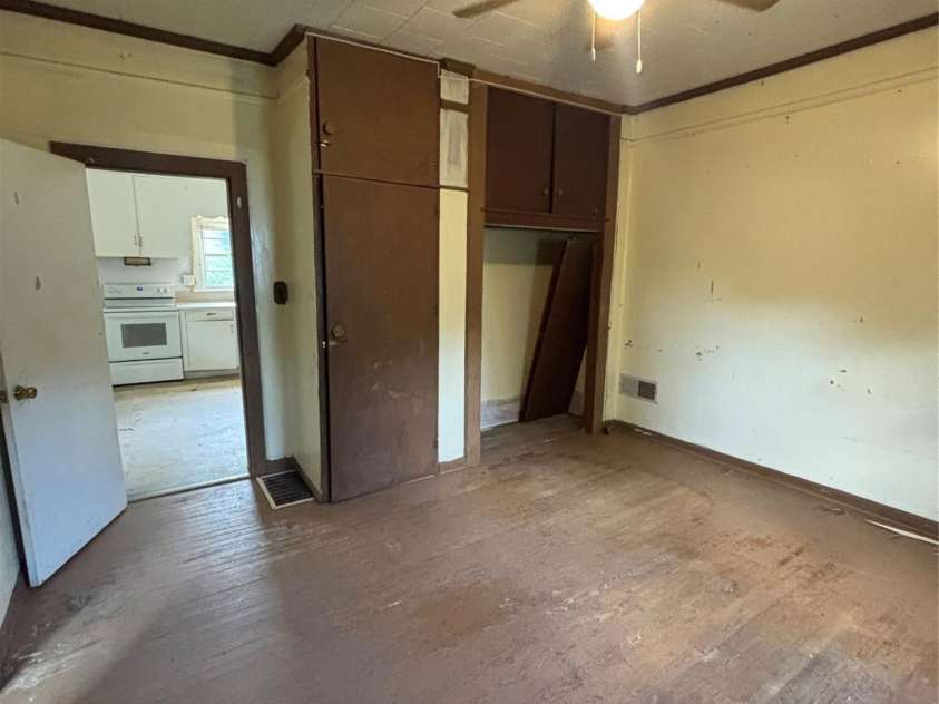 40 Beaver Street, Tryon, NC 28782.  MLS# CAR4415239, YatesRealty ID 45438. 