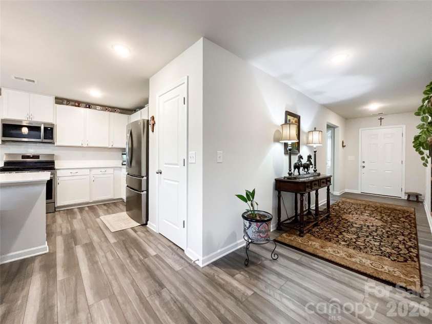 1177 Blackburn Circle, Edgemoor, SC 29714.  MLS# CAR4415574, YatesRealty ID 45439. 