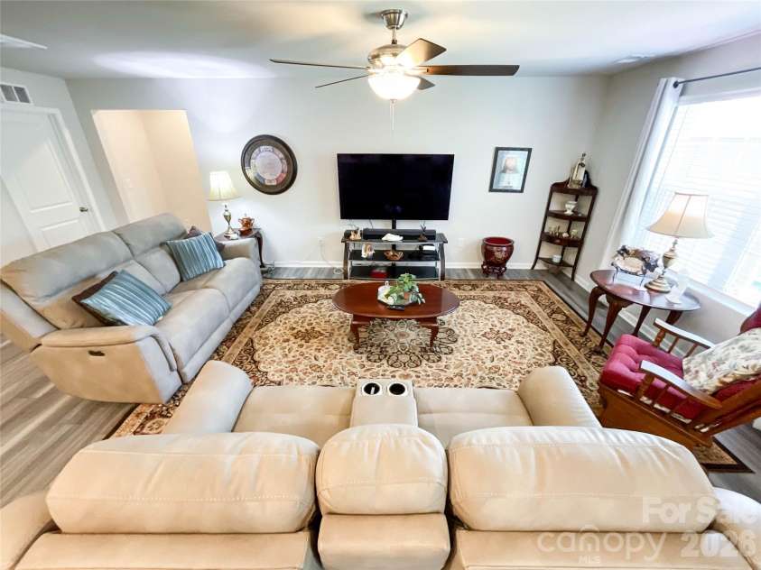 1177 Blackburn Circle, Edgemoor, SC 29714.  MLS# CAR4415574, YatesRealty ID 45439. 