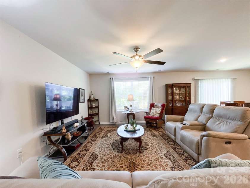 1177 Blackburn Circle, Edgemoor, SC 29714.  MLS# CAR4415574, YatesRealty ID 45439. 
